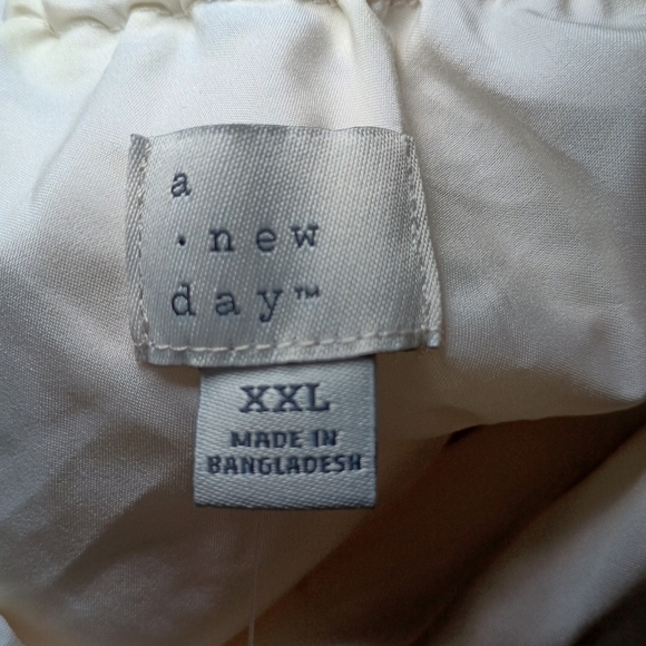 A New Day One-Shoulder Cropped Top – XXL – NWT – Floral Puff Sleeve - Picture 7 of 9